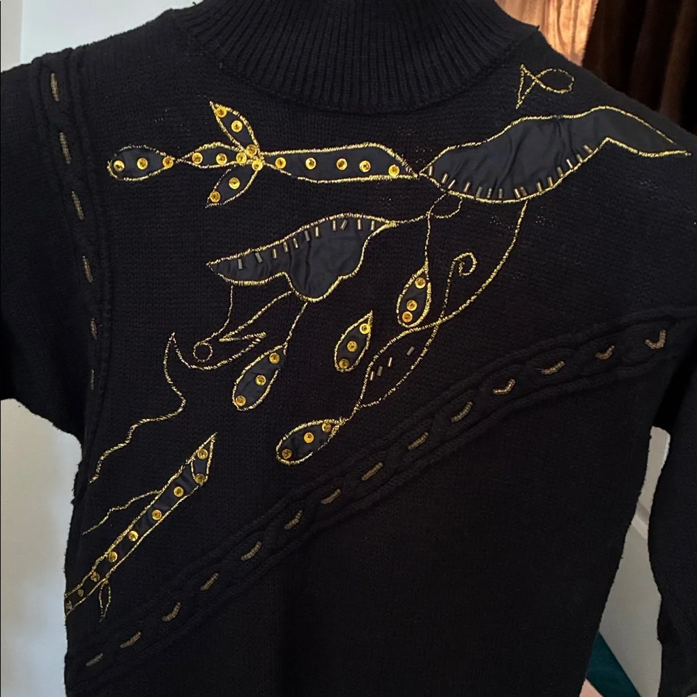 Vintage Fit Knit Black & Gold Sweater